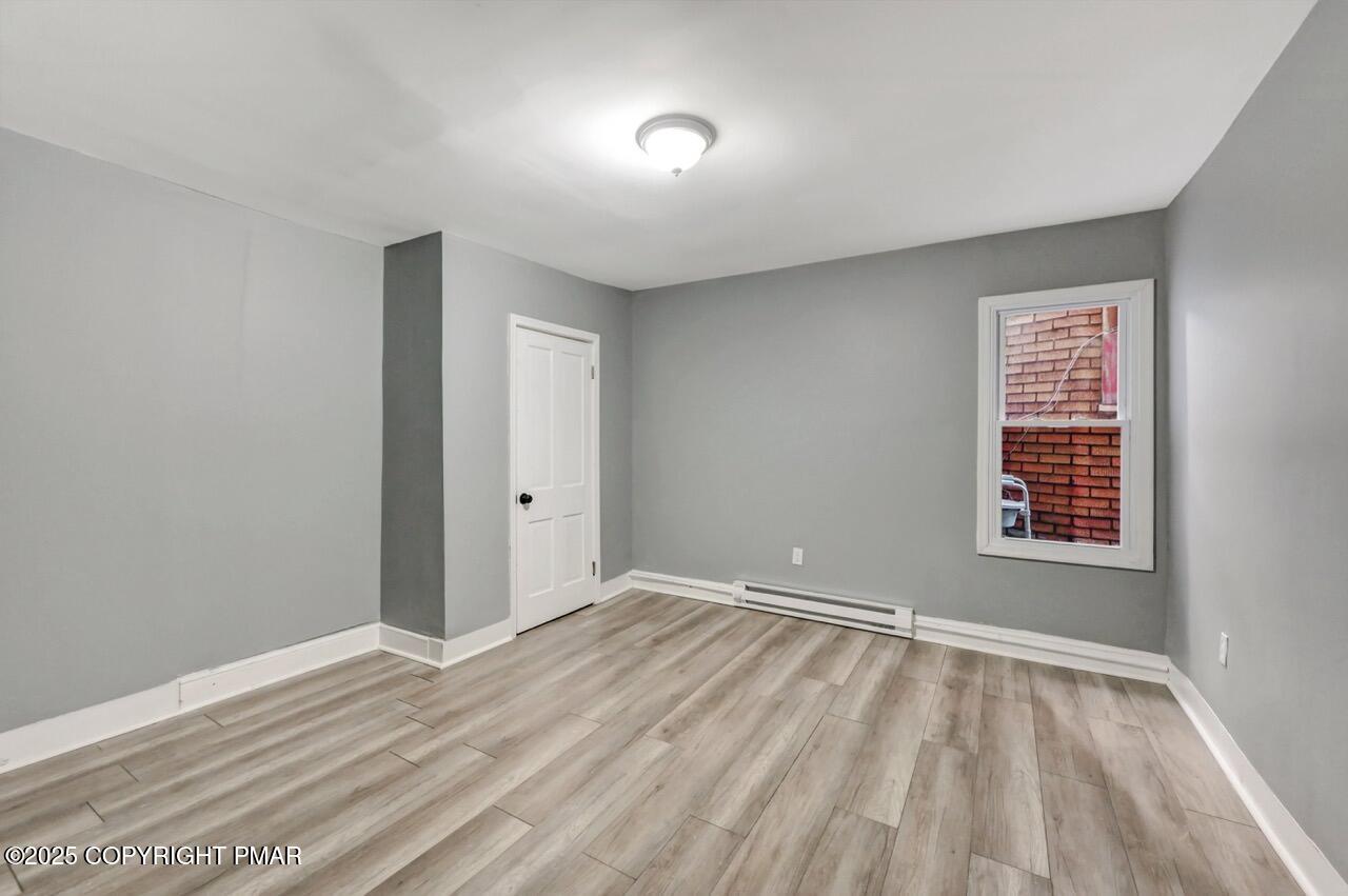 128 East Broad Street, Unit 128B Tamaqua, PA 18252 - Photo 8 of 39 126-128 E Broad St 42 - 2nd Floor Large