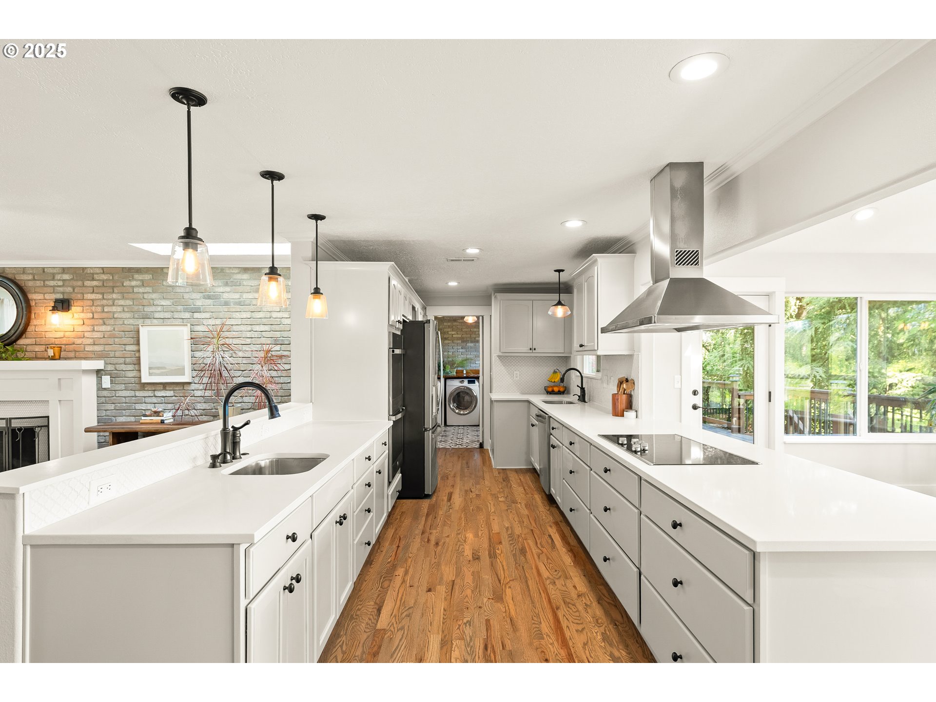 8080 Southwest Wareham Circle Portland, OR 97223 - Photo 14 of 48 Gallery Image 14