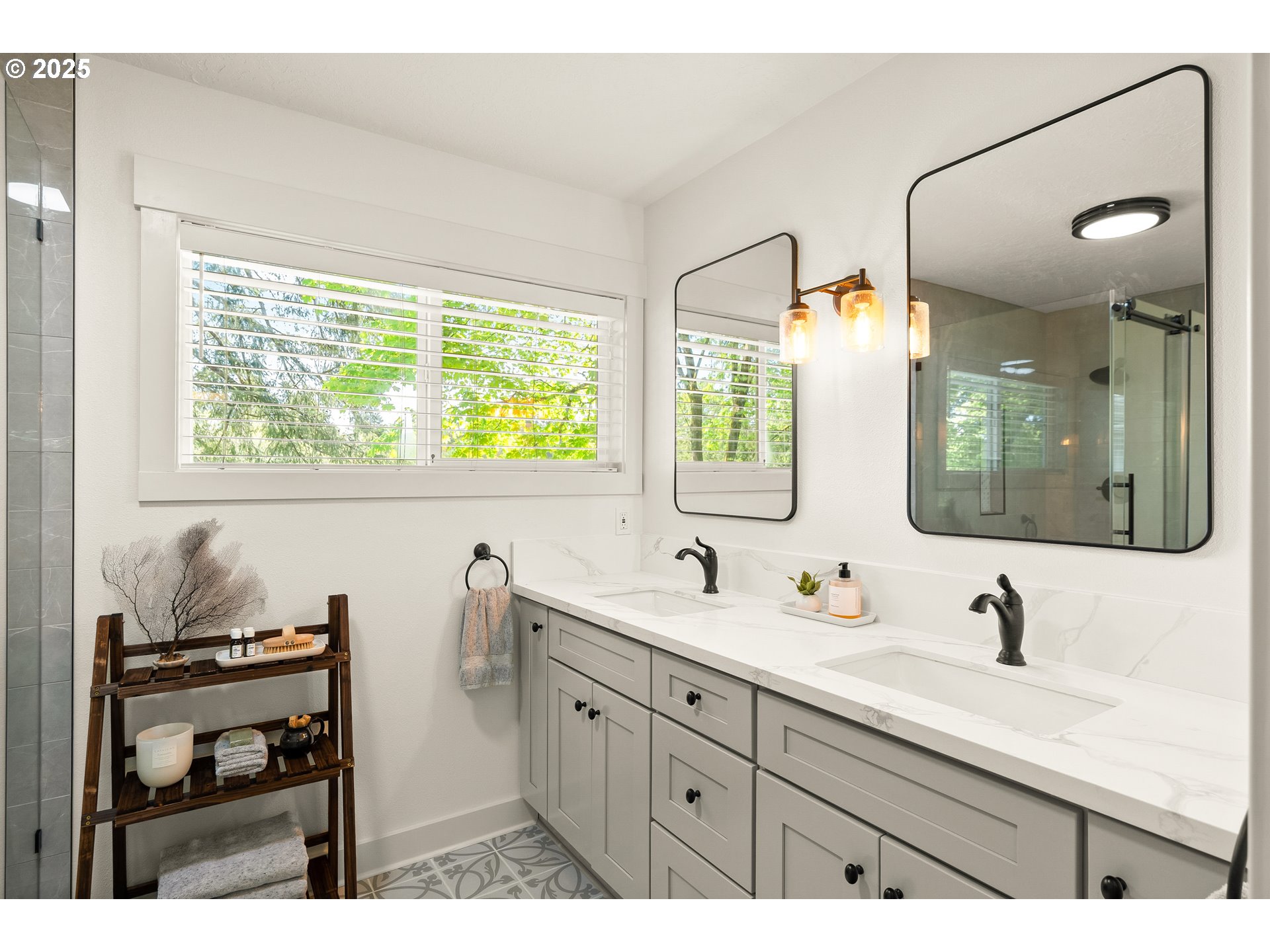 8080 Southwest Wareham Circle Portland, OR 97223 - Photo 21 of 48 Gallery Image 21