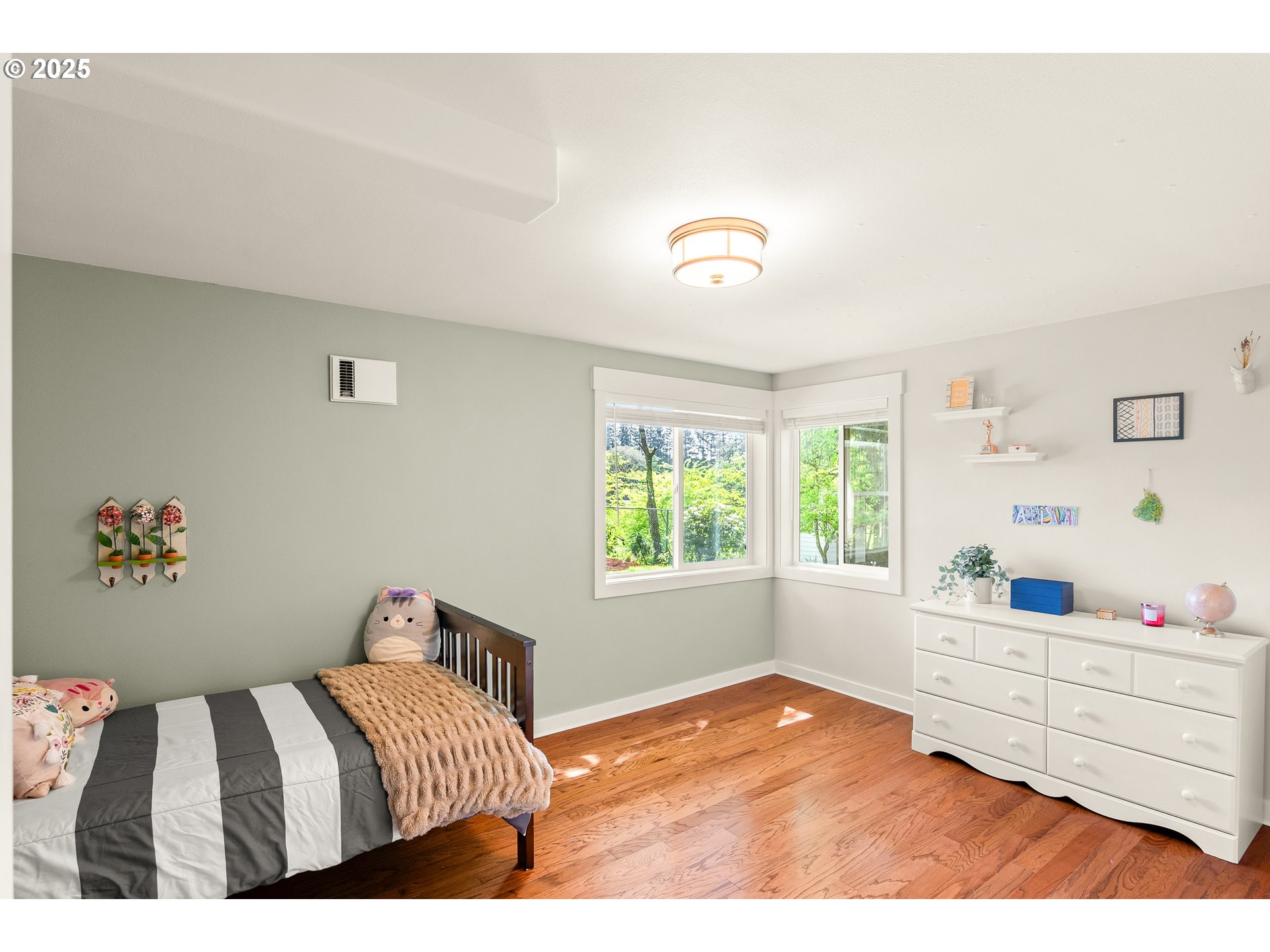 8080 Southwest Wareham Circle Portland, OR 97223 - Photo 33 of 48 Gallery Image 33