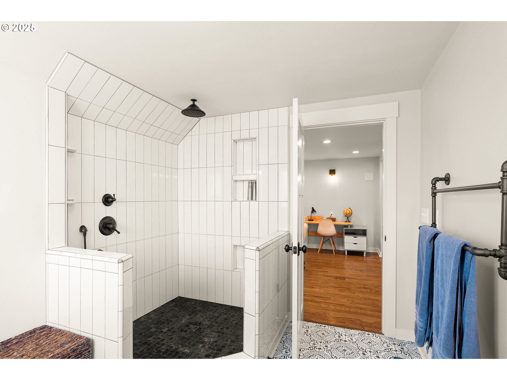 8080 Southwest Wareham Circle Portland, OR 97223 - Photo 35 of 48 Gallery Image 35