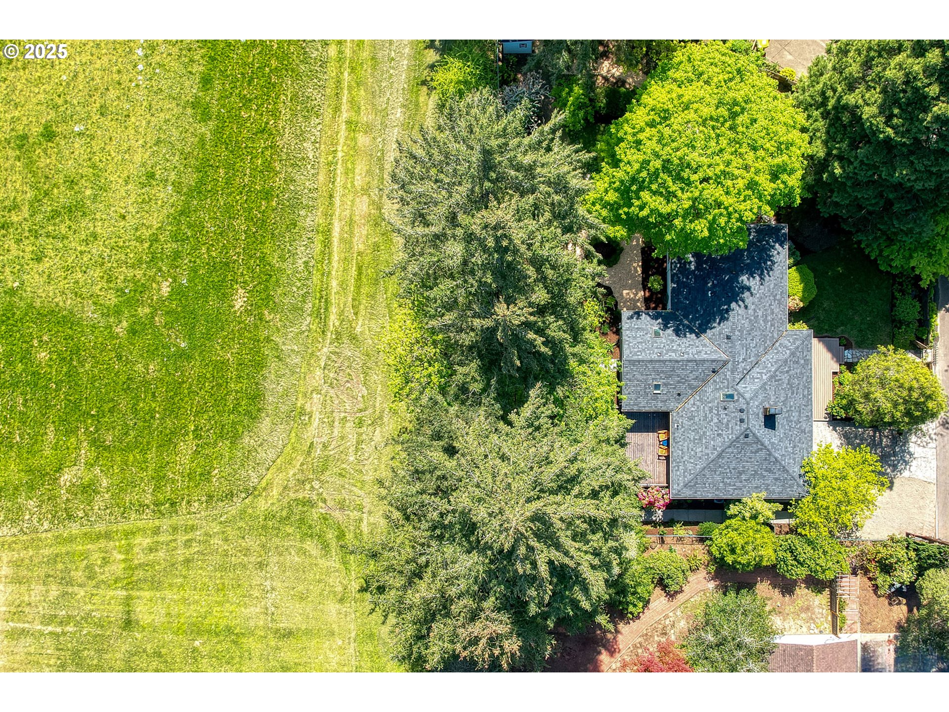 8080 Southwest Wareham Circle Portland, OR 97223 - Photo 46 of 48 Gallery Image 46