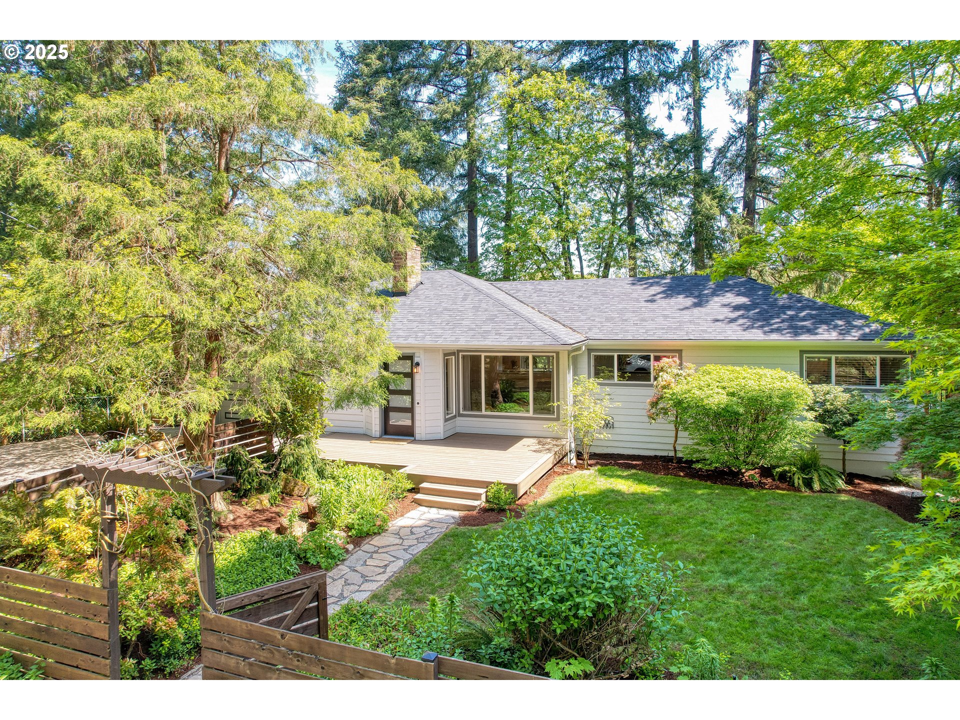 8080 Southwest Wareham Circle Portland, OR 97223 - Photo 7 of 48 Gallery Image 7