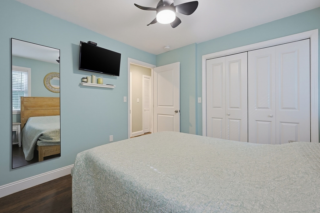 19 Knoll Road Hopkinton, MA 01748 - Photo 16 of 42 Gallery Image 16