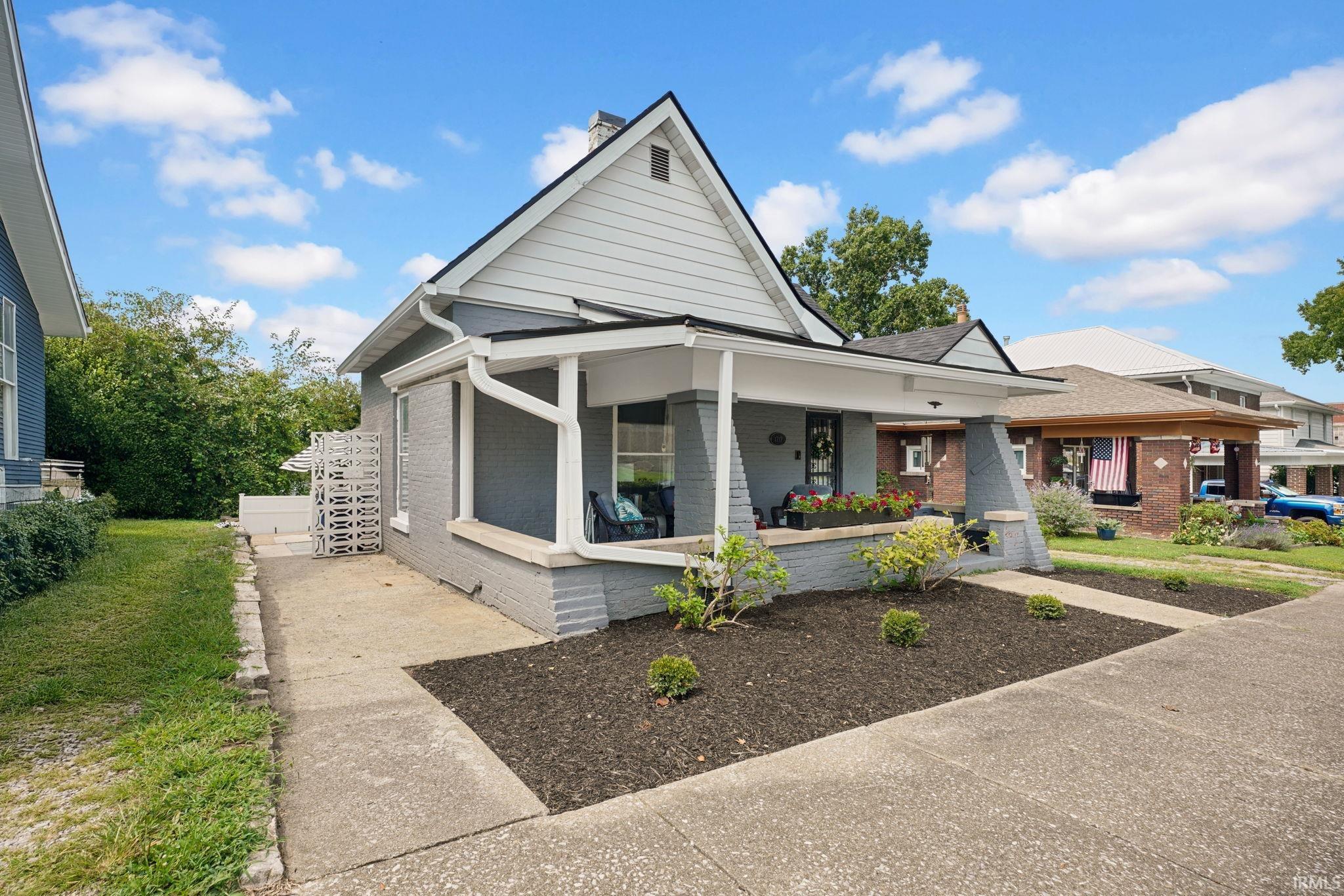1717 H Street Bedford, IN 47421 - Photo 2 of 30
