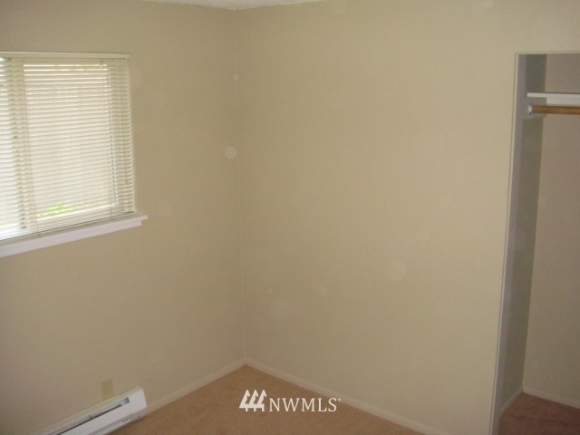 9618 Renton Avenue South Seattle, WA 98118 - Photo 5 of 7 a view of a small space with a window