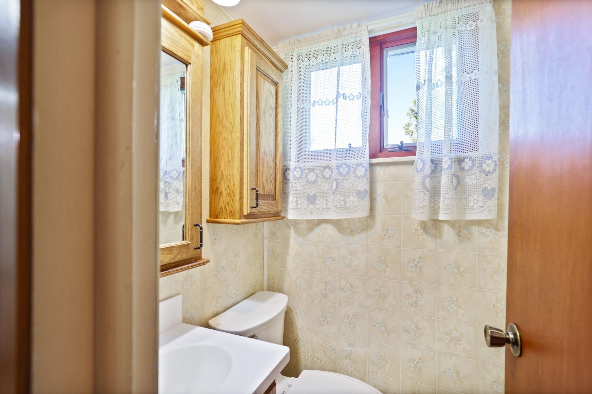 9941 Bender Road Frankenmuth, MI 48734 - Photo 16 of 56 50188515-30991641-4257-46f9-8327-8817b3c6bca0.JPG