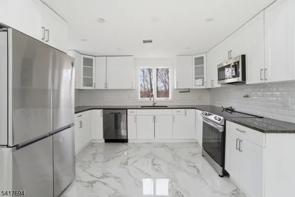 $3,600 | 67 Nolans Point Road, Lake Hopatcong, NJ 07849