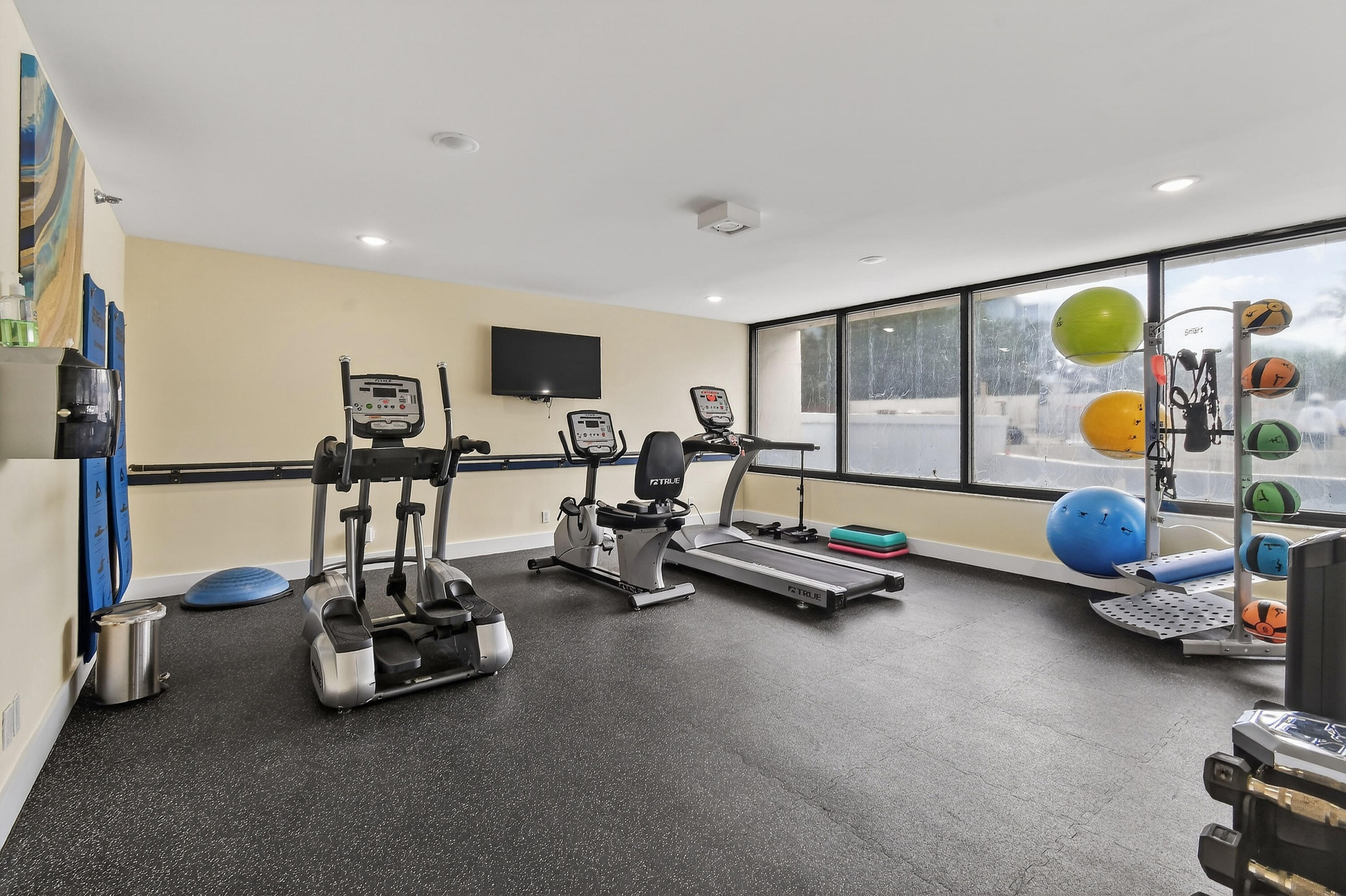 176 Helios Drive, Unit 401 Jupiter, FL 33477 - Photo 26 of 39 176HeliosDr#401(59)