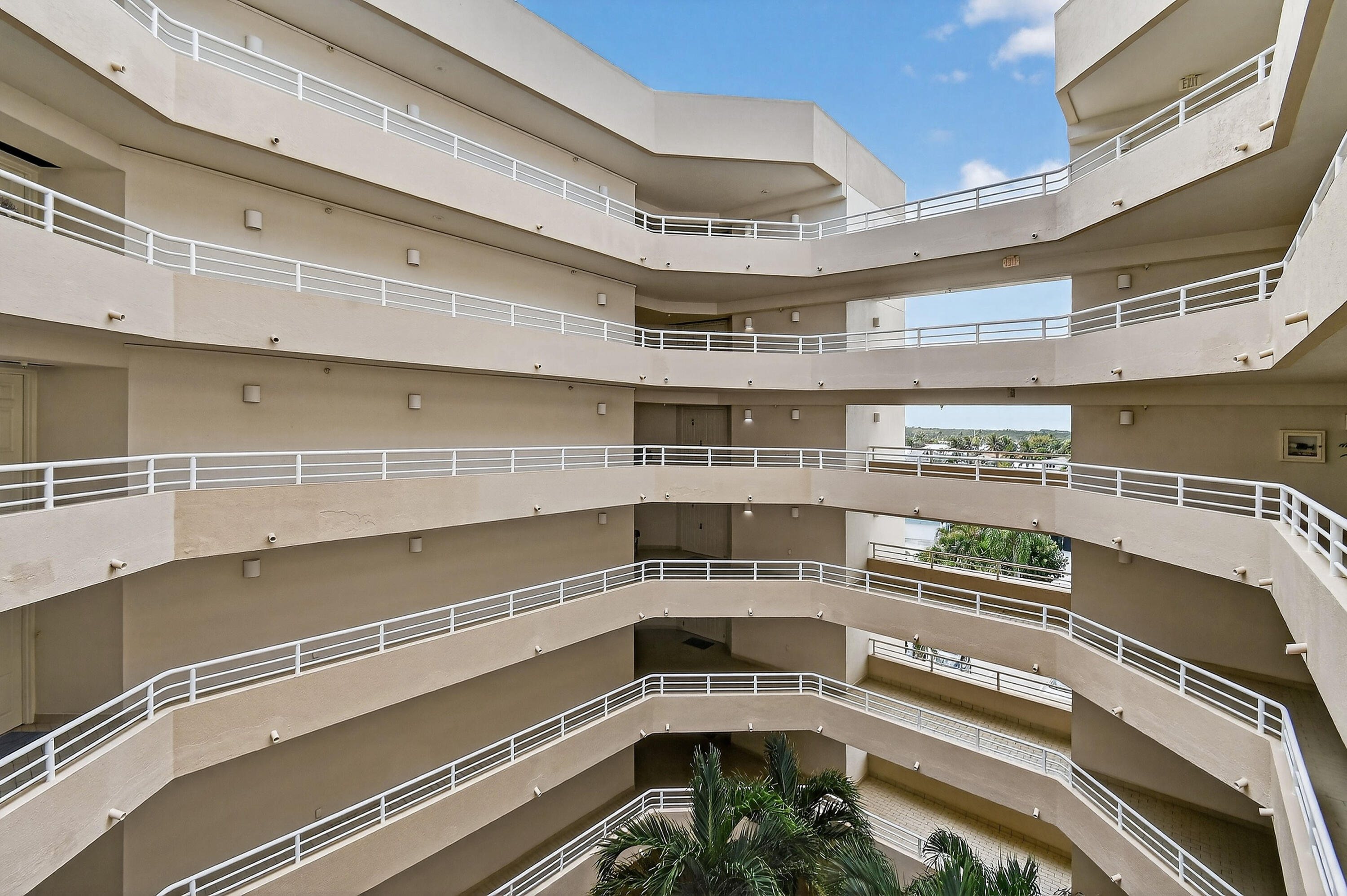 176 Helios Drive, Unit 401 Jupiter, FL 33477 - Photo 35 of 39 176HeliosDr#401(48)