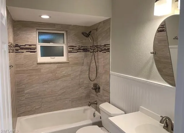 $110,000 | 819 Courtington Lane, Unit 2, Fort Myers, FL 33919