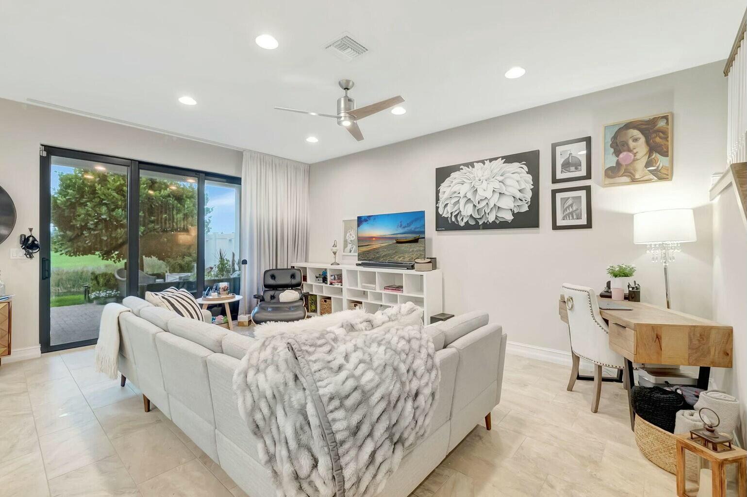 10210 Akenside Drive Boca Raton, FL 33428 - Photo 14 of 40 tempImagehuaSkJ