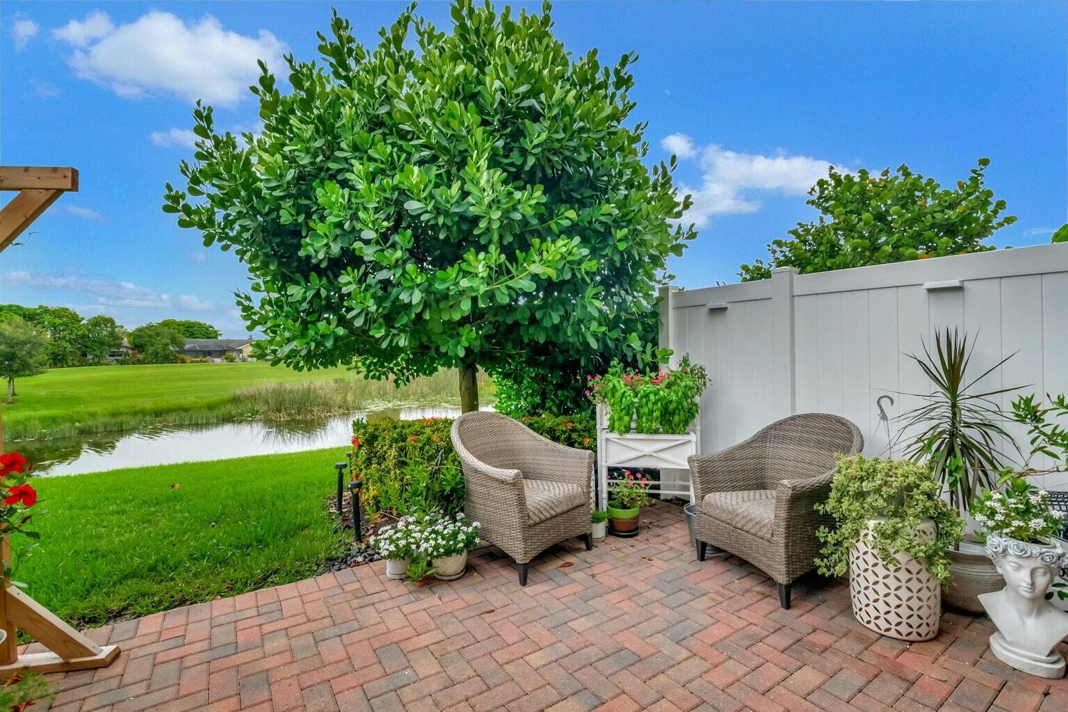 10210 Akenside Drive Boca Raton, FL 33428 - Photo 15 of 40 tempImagelUBagn