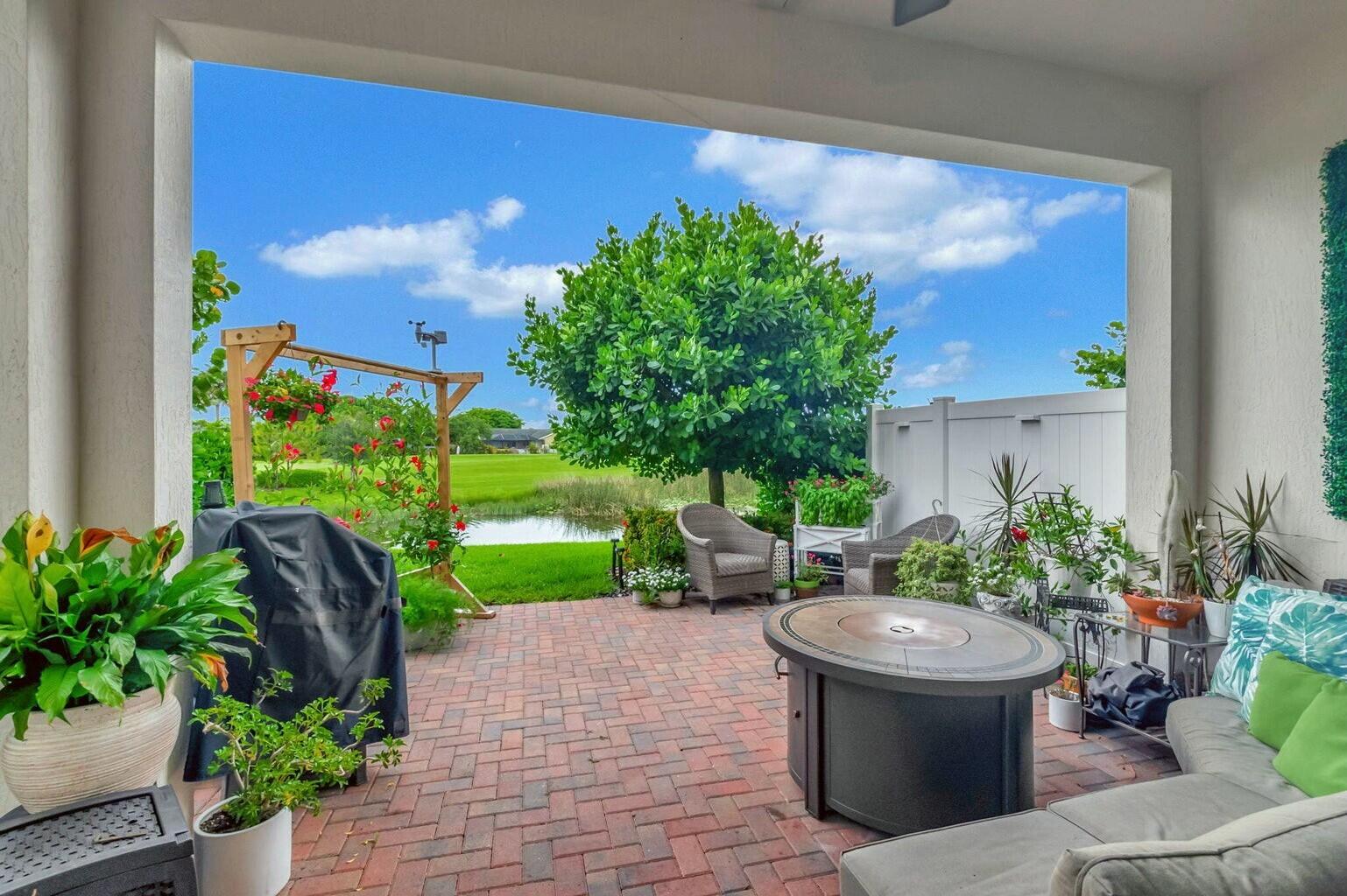 10210 Akenside Drive Boca Raton, FL 33428 - Photo 2 of 40 tempImageKObiJg