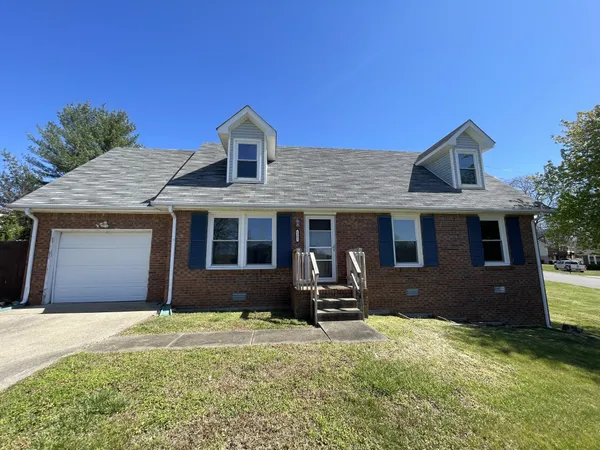 $1,800 | 2301 Sherwood Hills Court, Clarksville, TN 37042