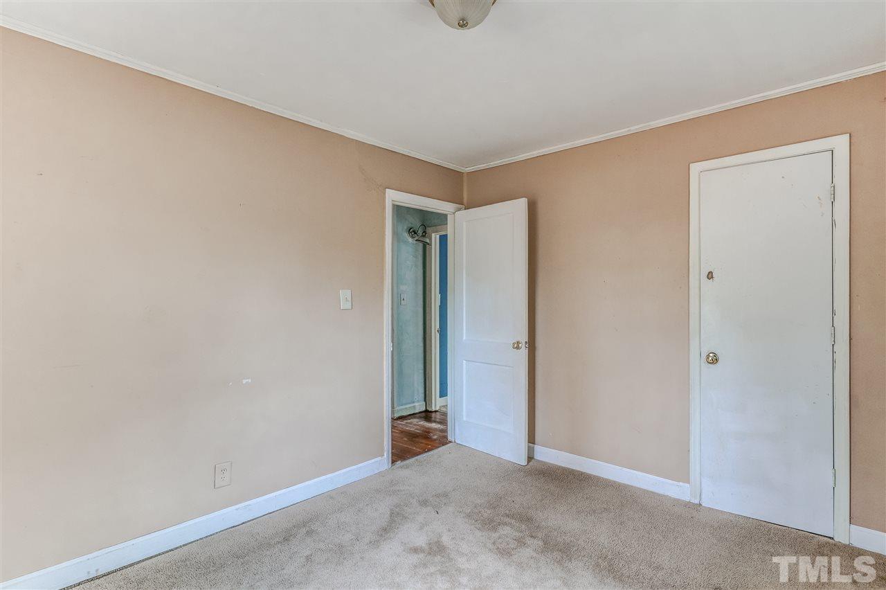 1729 Dallas Street Raleigh, NC 27610 - Photo 17 of 21