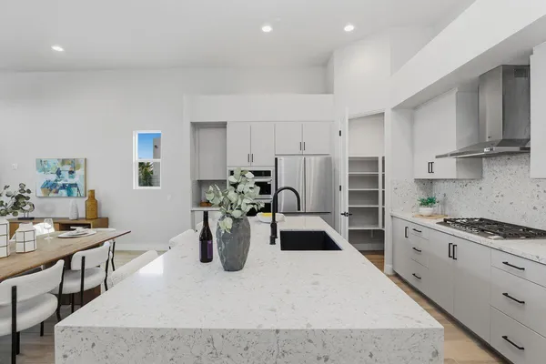 $979,900 | 41868 Volare Court, Bermuda Dunes, CA 92203