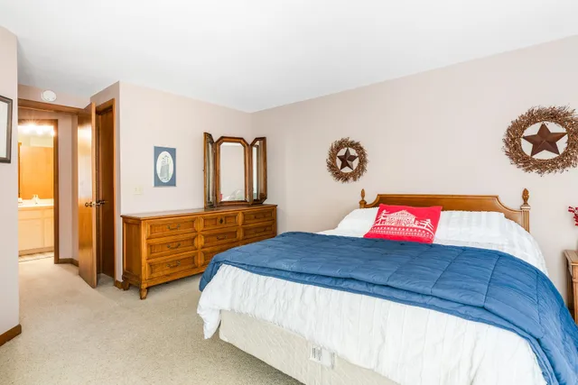 $490,000 | 26 Barn Owl Overlook, Unit 26, Grantham, NH 03753