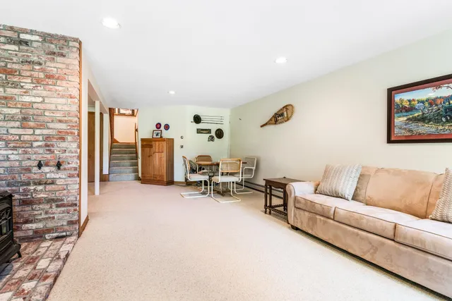 $490,000 | 26 Barn Owl Overlook, Unit 26, Grantham, NH 03753