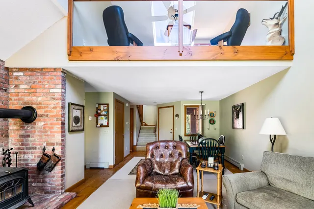 $490,000 | 26 Barn Owl Overlook, Unit 26, Grantham, NH 03753