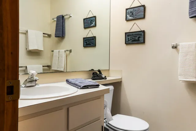 $490,000 | 26 Barn Owl Overlook, Unit 26, Grantham, NH 03753