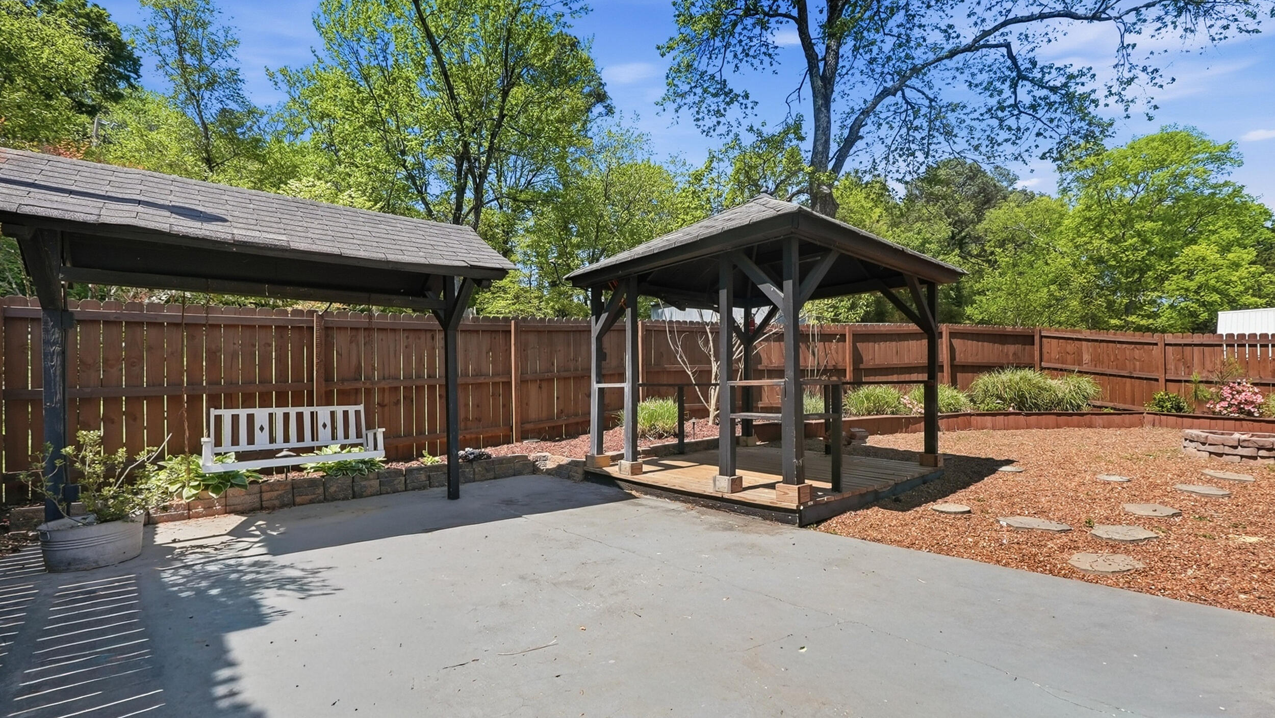 1411 Hickory Valley Road Chattanooga, TN 37421 - Photo 5 of 27 5