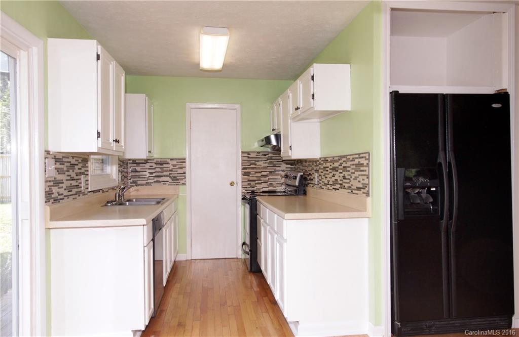 295 Neely Road Brevard, NC 28712 - Photo 7 of 21 Gallery Image 7