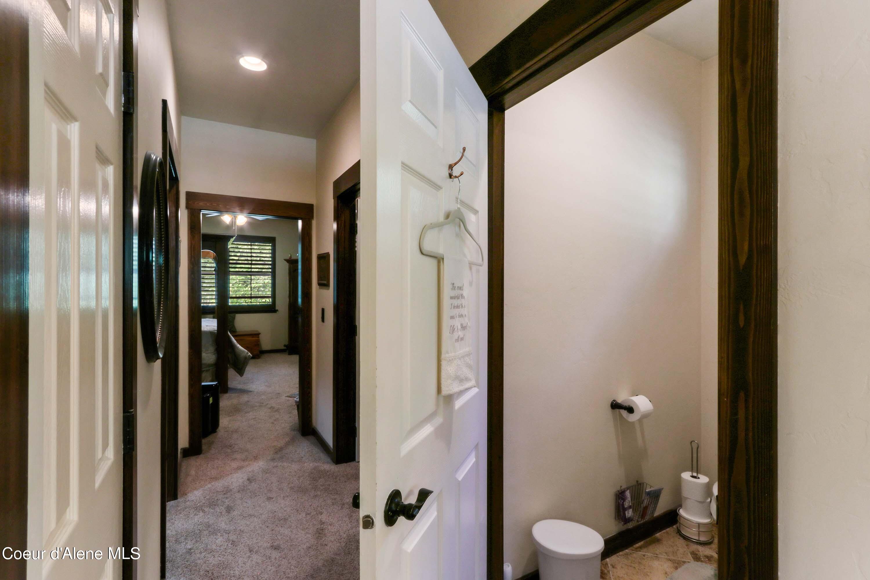 518 High Road Sandpoint, ID 83864 - Photo 26 of 57 Master bath