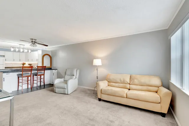 $115,000 | 1516 South Lakeside Drive, Unit 307, Lake Worth Beach, FL 33460