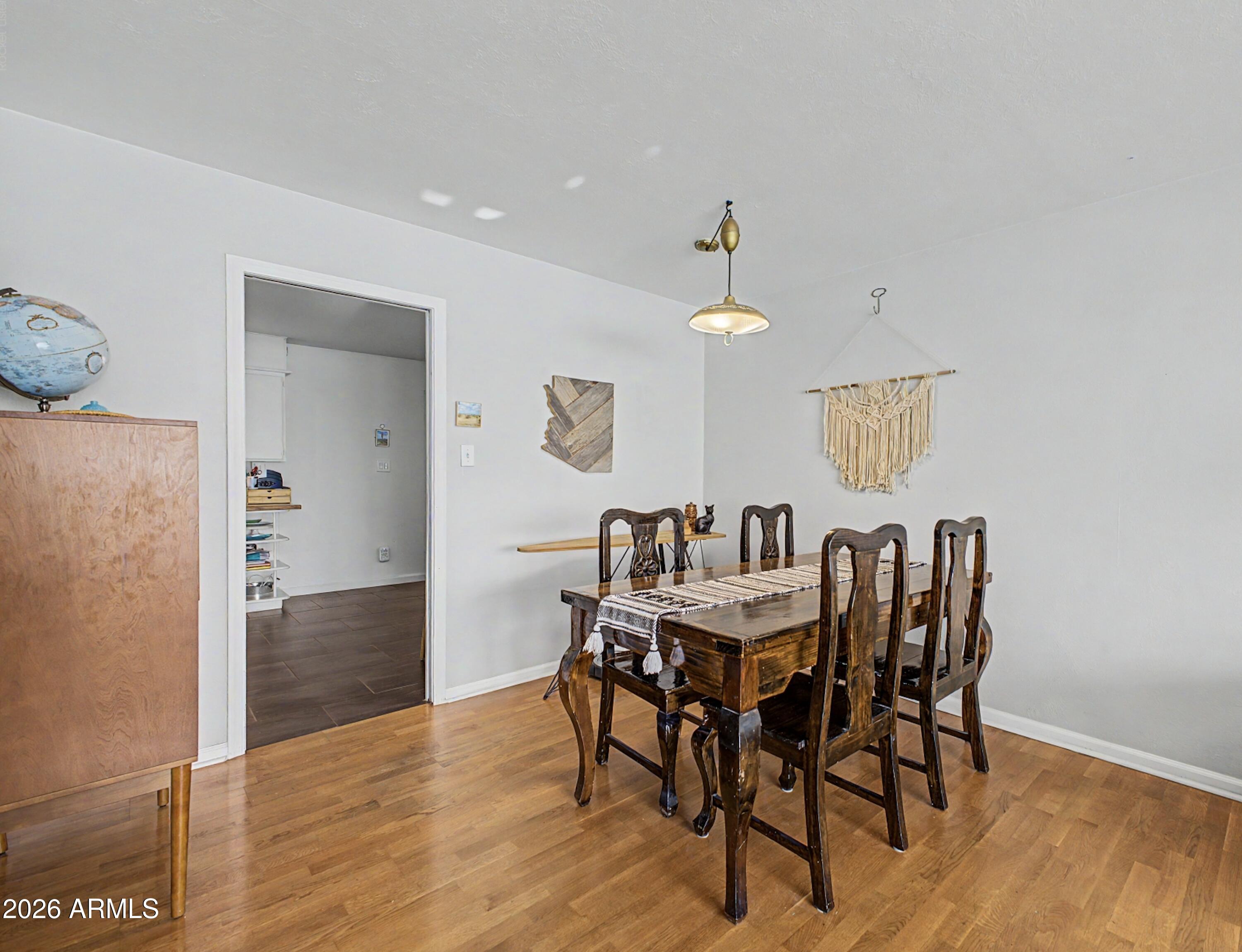 8913 North 17th Lane Phoenix, AZ 85021 - Photo 10 of 28 DINING ROOM