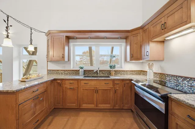 $997,000 | 36 New Road, Meredith, NH 03253