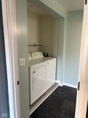 $174,900 | 402 West Maple Street, Cayuga, IN 47928