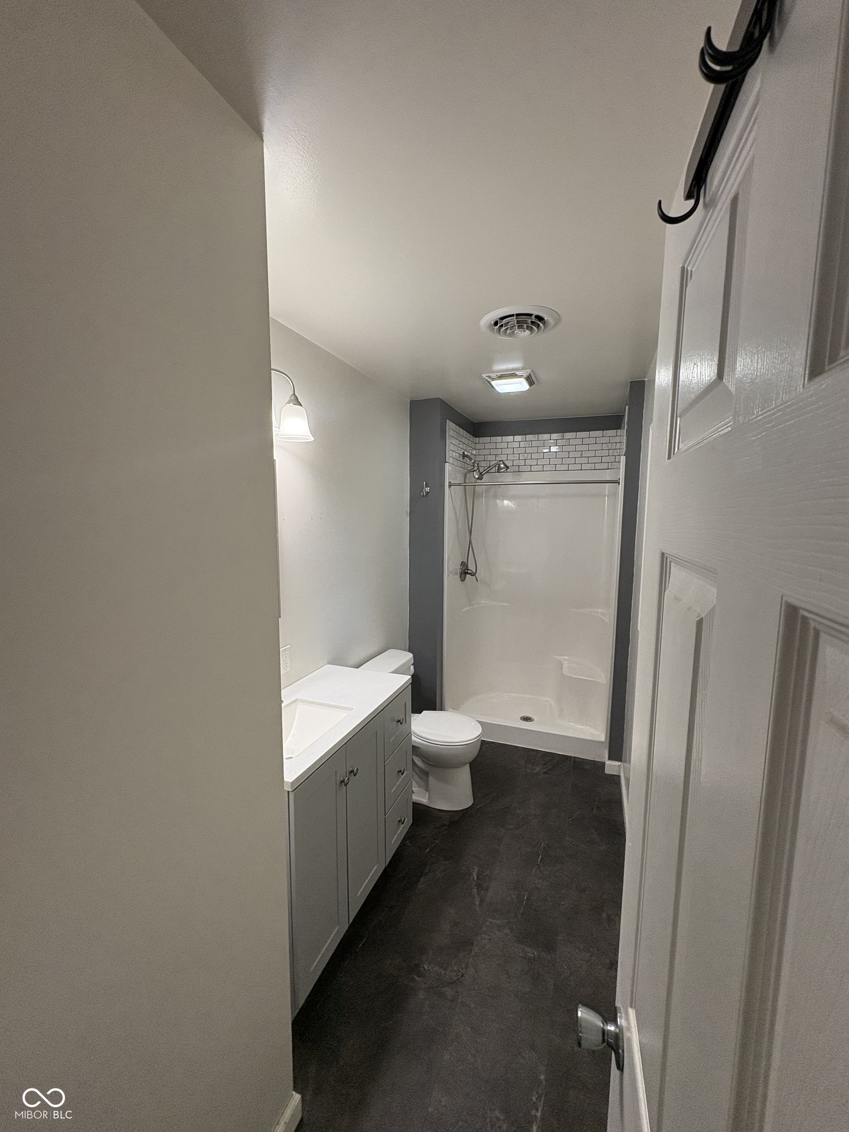 402 West Maple Street Cayuga, IN 47928 - Photo 7 of 12