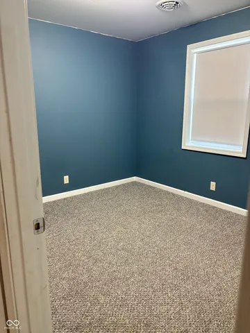 $174,900 | 402 West Maple Street, Cayuga, IN 47928