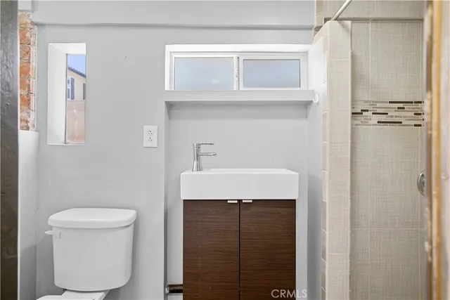 $929,000 | 4512 West Watkins Way, Santa Ana, CA 92704