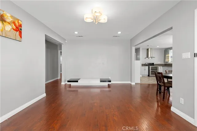 $929,000 | 4512 West Watkins Way, Santa Ana, CA 92704