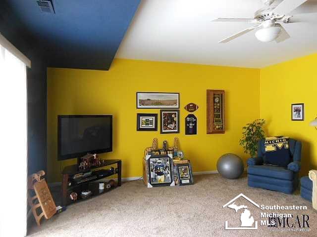 244 Dundee Ridge Drive Dundee, MI 48131 - Photo 23 of 27 21245467-22.JPG