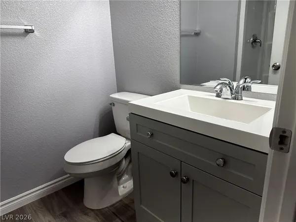 $1,850 | 3915 Calle Tereon, Las Vegas, NV 89103