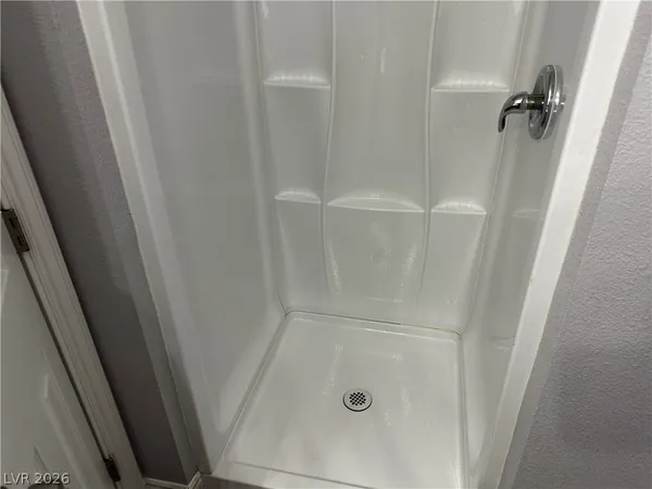 $1,850 | 3915 Calle Tereon, Las Vegas, NV 89103