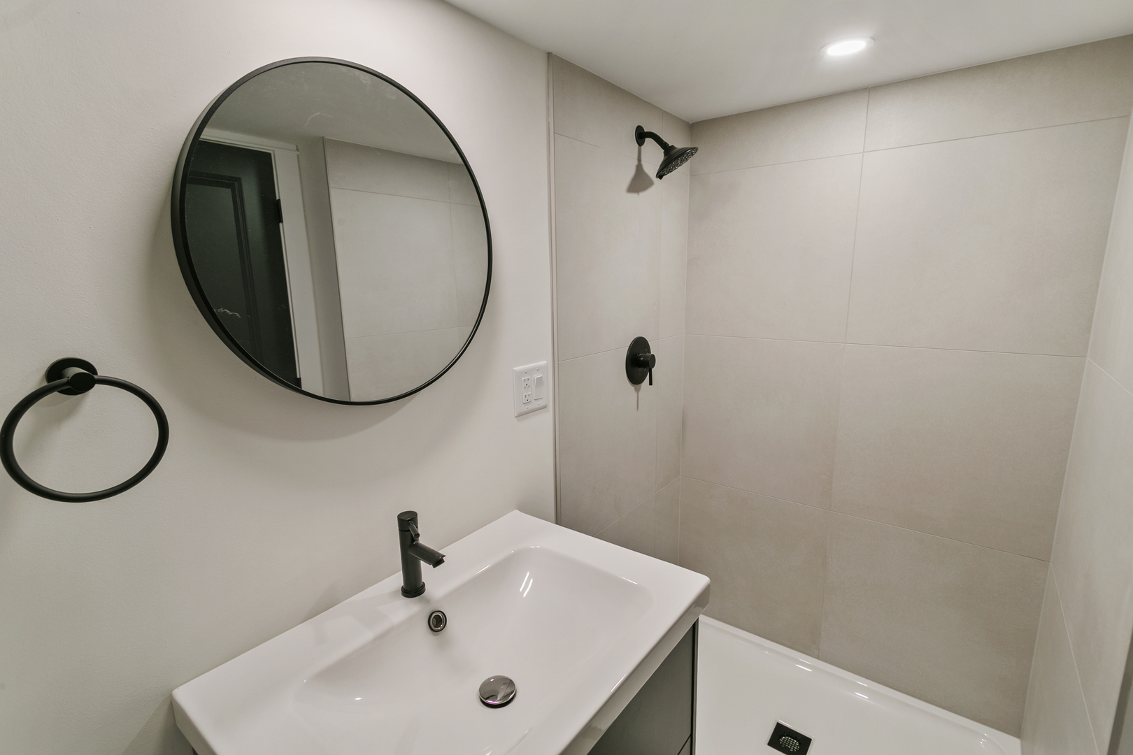 212 South River Road Naperville, IL 60540 - Photo 22 of 27