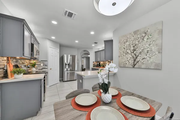 $315,000 | 10018 Amberg Path, Helotes, TX 78023