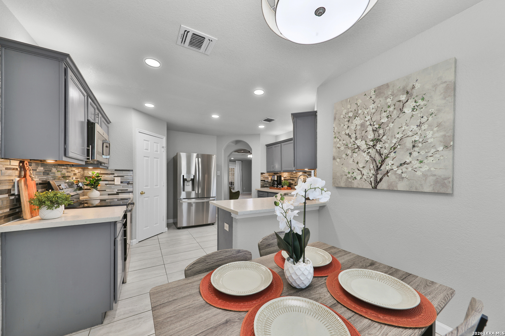 10018 Amberg Path Helotes, TX 78023 - Photo 19 of 44