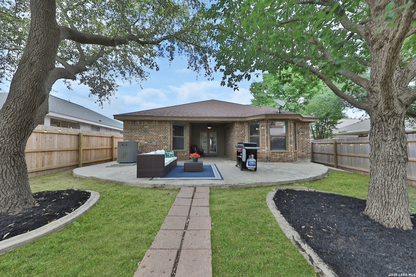 10018 Amberg Path Helotes, TX 78023 - Photo 35 of 44