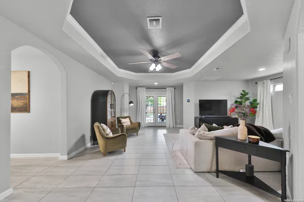 $315,000 | 10018 Amberg Path, Helotes, TX 78023