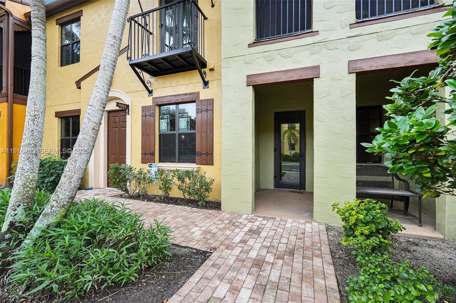 9064 Capistrano Street North, Unit 5004 Naples, FL 34113 - Photo 1 of 27