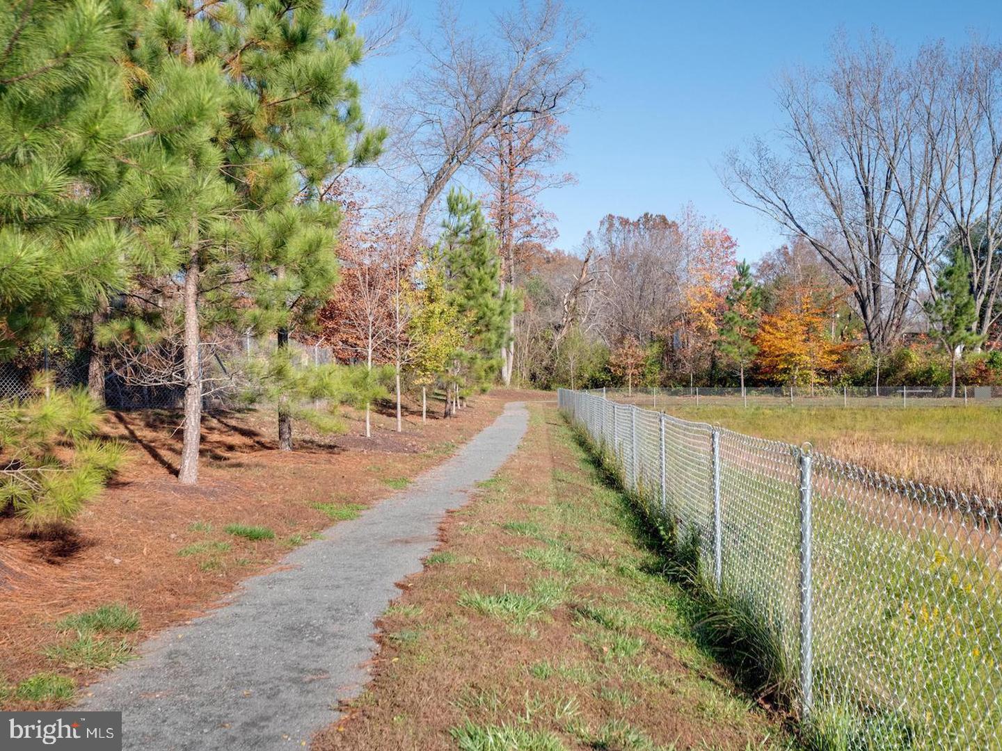 7477 Riding Meadow Way Manassas, VA 20111 - Photo 28 of 28 Gallery Image 28