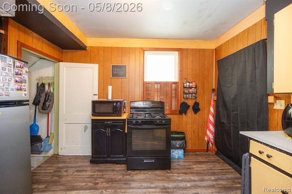 126 East Henry Street River Rouge, MI 48218 - Photo 15 of 31