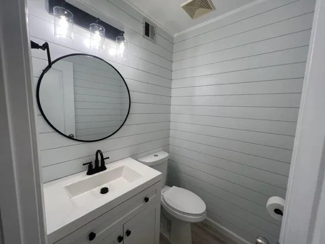 $2,800 | 87 Marina Cove Drive, Niceville, FL 32578