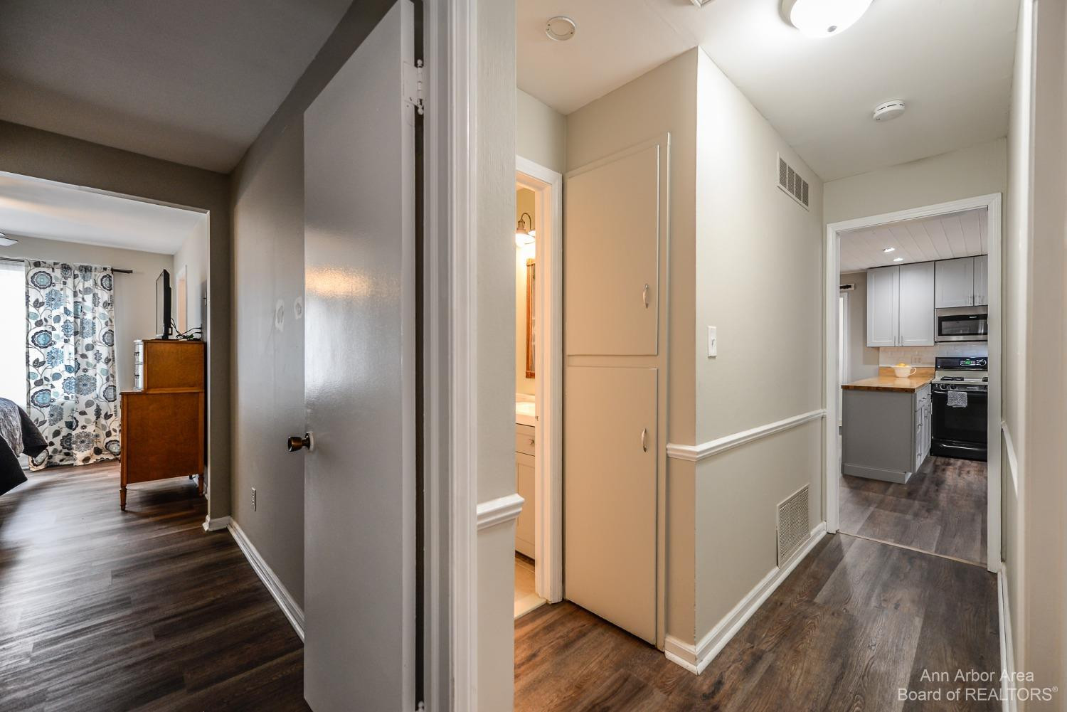 9074 Sheldon Road Plymouth, MI 48170 - Photo 21 of 36 Photo 22
