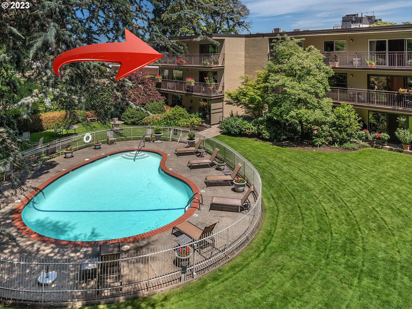 2393 Southwest Park Place, Unit 302 Portland, OR 97205 - Photo 1 of 24